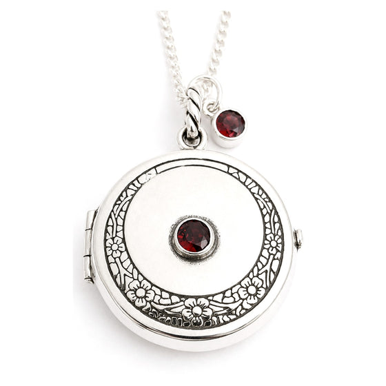 KRISTANIDA II — Relicario aus 925 Sterling Silber, an der Kette getragen