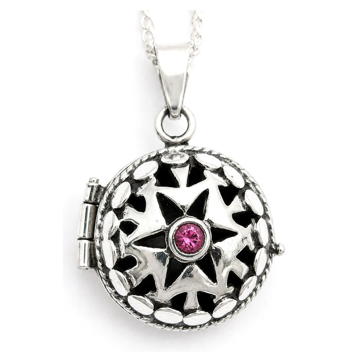 MINI TANA I — Relicario aus 925 Sterling Silber mit rosaem Stein, an der Kette getragen