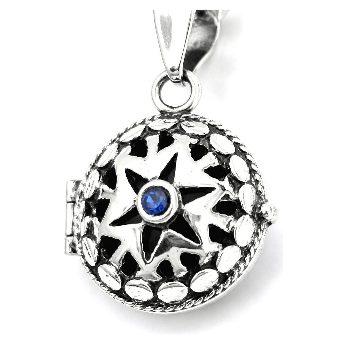MINI TANA II — Relicario aus 925 Sterling Silber mit blauem Stein, an der Kette getragen